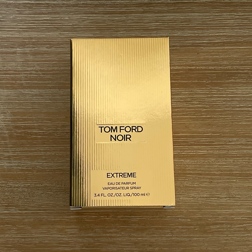 Tom Ford Noir Extreme EAU DE PARFUM 3.4 FL OZ